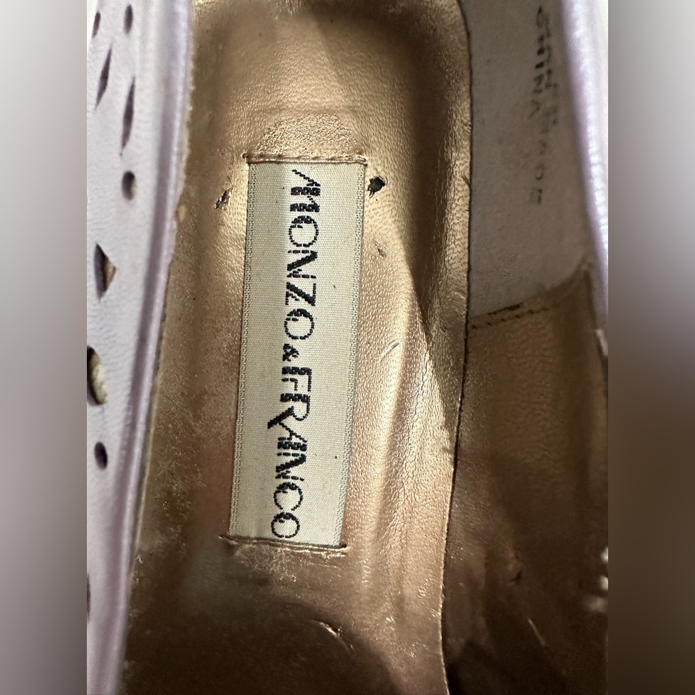 Monzo & Franco Thea Multicolor Floral Embossed Leather Heels Size 7.5 View 3